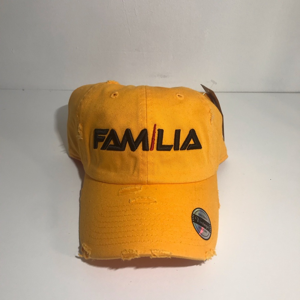 NEW Familia Hat - One Size Fits All